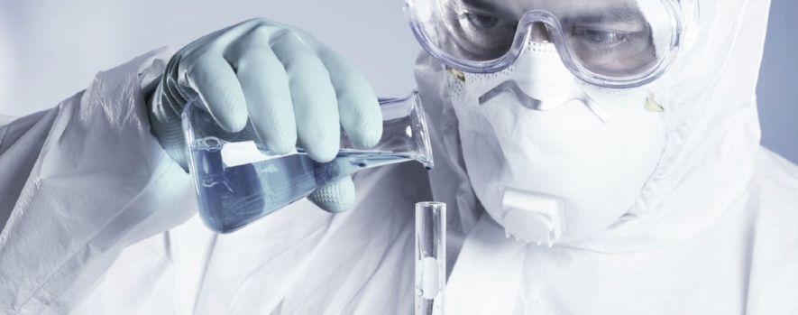 Clean Versus Sterile Manufacturing & Your Cleanroom Apparel